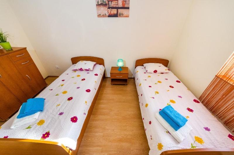 Apartment Nin - Vrsi At The Beach Екстер'єр фото