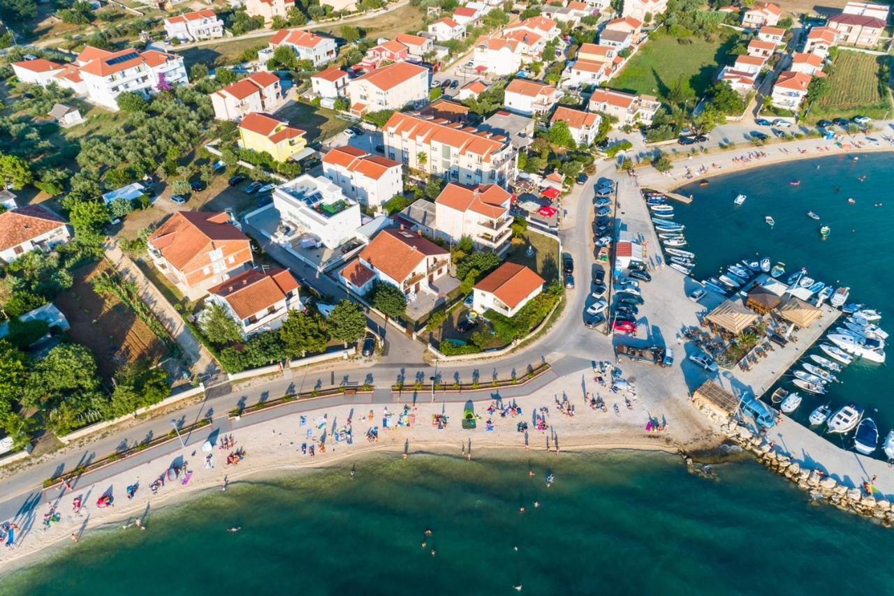 Apartment Nin - Vrsi At The Beach Екстер'єр фото